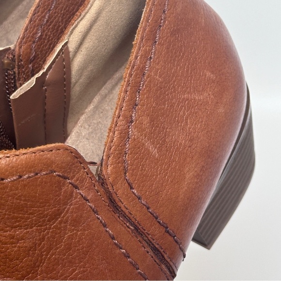 Naturalizer Zarie Bootie Saddle Tan Tumbled Leather Size 6.5 NWT - Picture 9 of 13